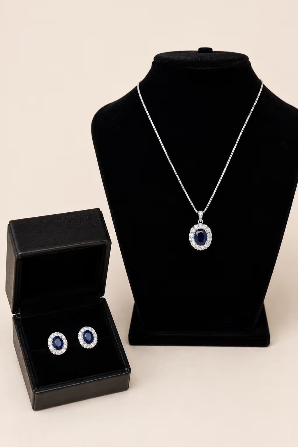 Exclusive Pendant Set (KD-11) - View 3 - Shop Aizel