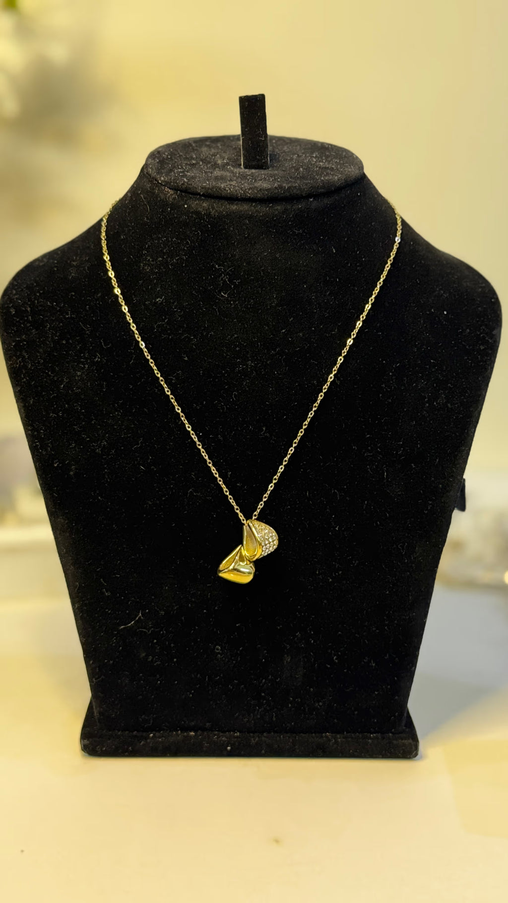 Gold Sculptural Petal Pendant Necklace - Original 1 - Shop Aizel