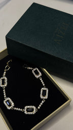 Gold Onyx Rectangular Link Bracelet - View 7 - Shop Aizel