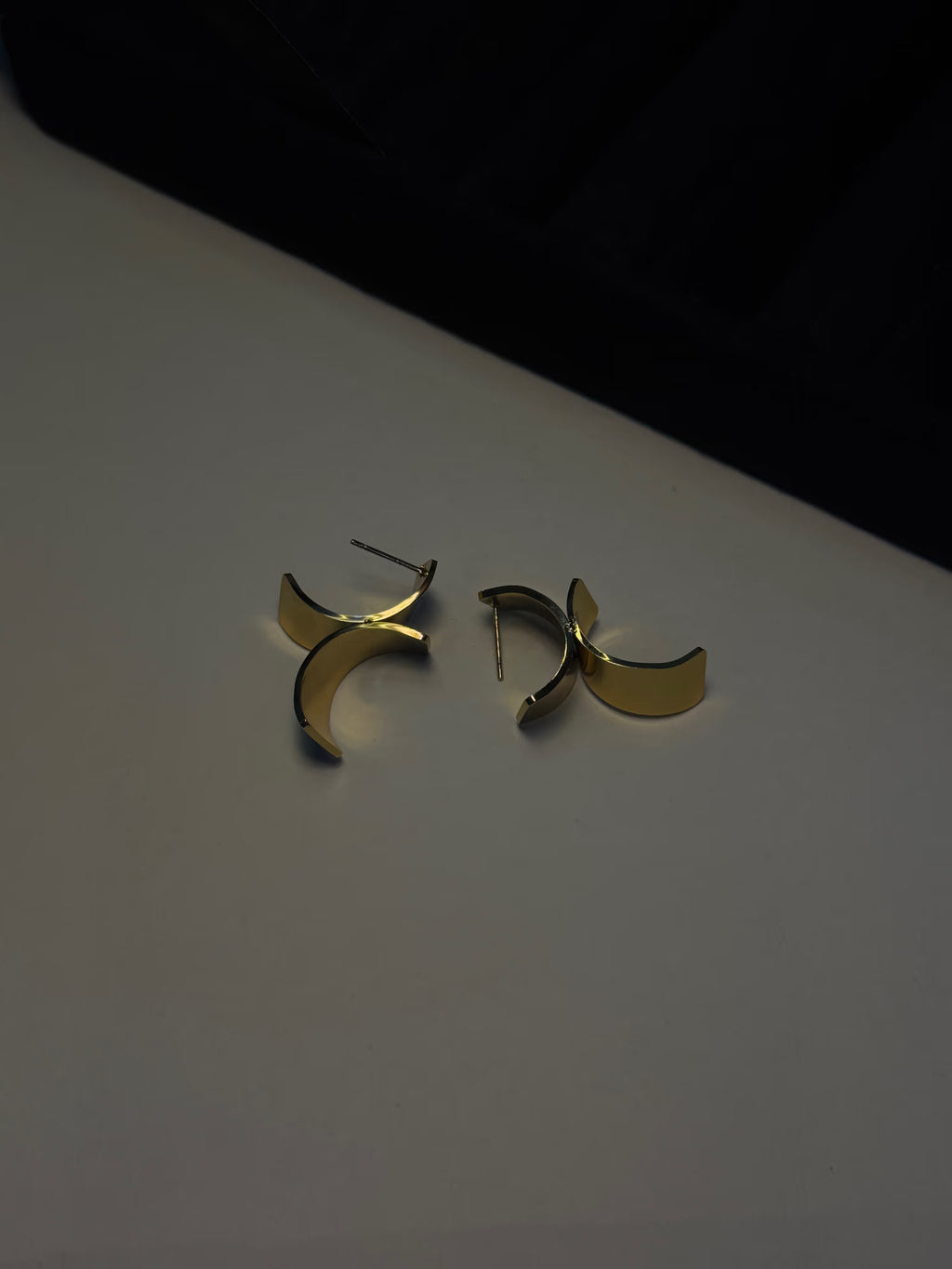 Gold Geometric Curved Stud Earrings - View 8 - Shop Aizel