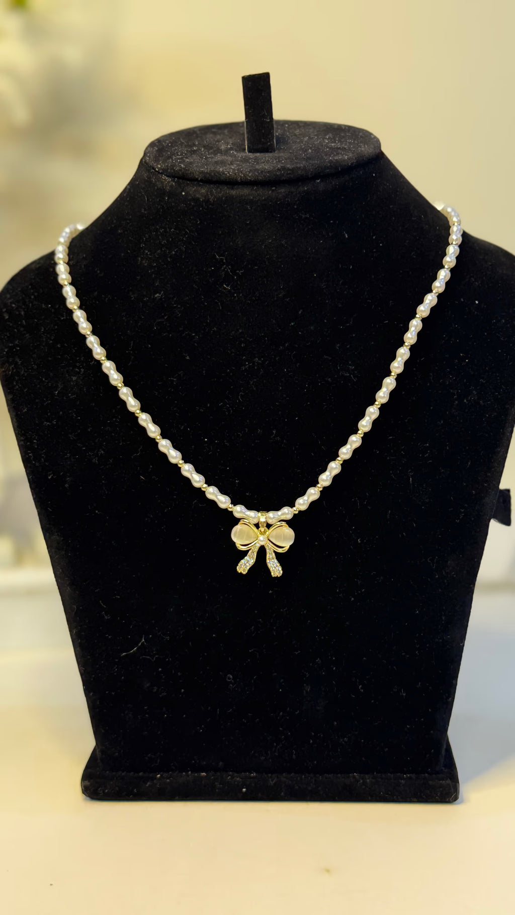 Pearl Bow Pendant Necklace - Original 1 - Shop Aizel