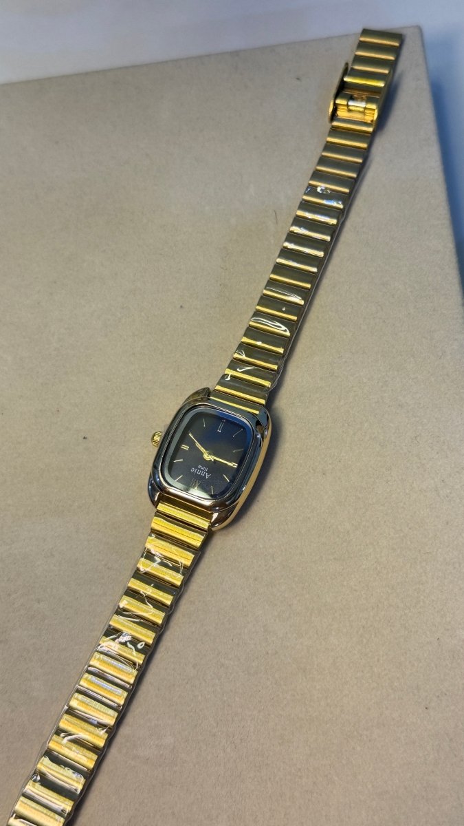 Aimé Quartz Ladies Watch — Gold Cushion Case with Black Dial - Shop Aizel