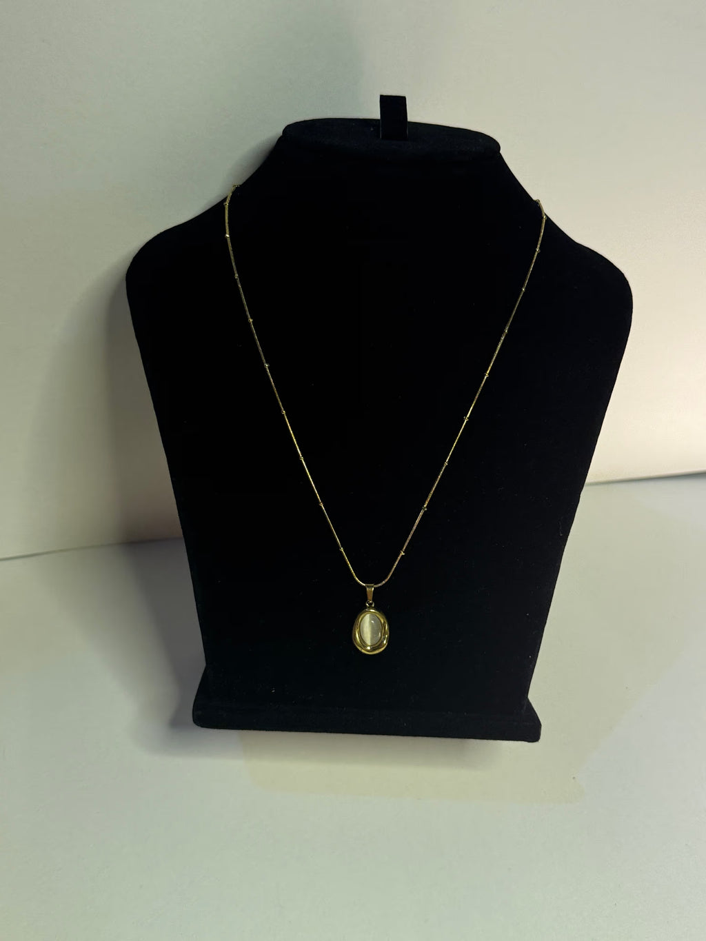 Exclusive Pendant Set (KD-8) - View 2 - Shop Aizel